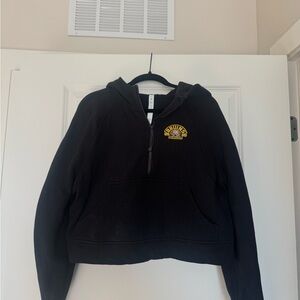 lululemon Boston Bruins half zip scuba